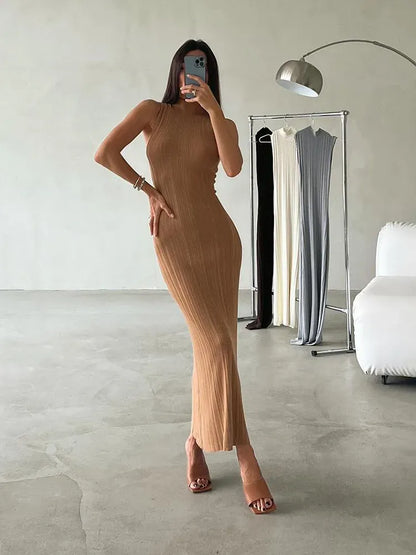 Women's Sleeveless Crochet Slim-Fit Maxi Dress