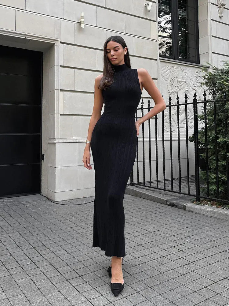 Women's Sleeveless Crochet Slim-Fit Maxi Dress