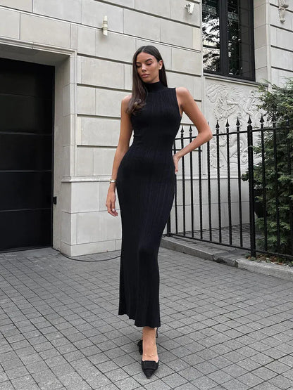 Women's Sleeveless Crochet Slim-Fit Maxi Dress
